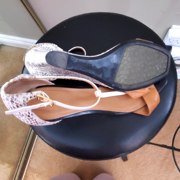 Calvin Klein Strappy Snake Skin Wedges - Picture 4 of 7